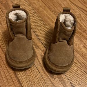 Ugg Neumel EZ-Fit chestnut Toddler size 6
